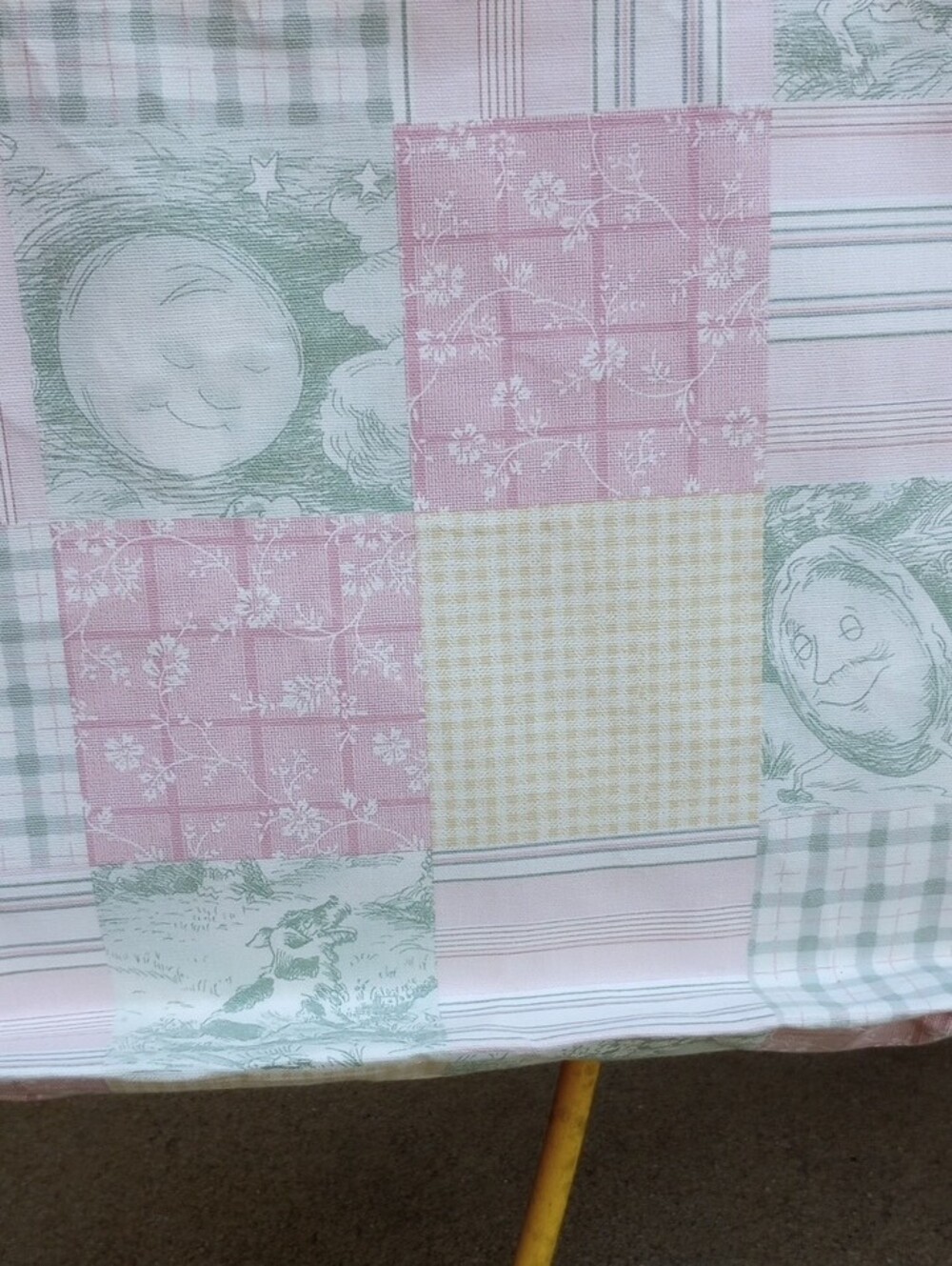 Patchwork Plaid Tote Bag in Pastel Pink & Green & Yellow - Picture 3 of 4